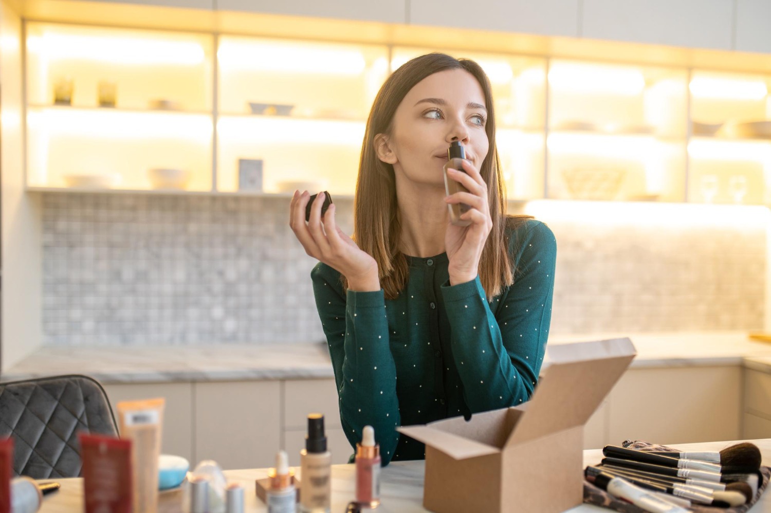 Ghid: cum testezi corect un parfum, după recomandările Obsentum