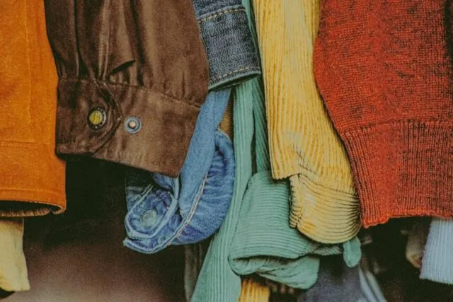 Photo clothing color coordination tips