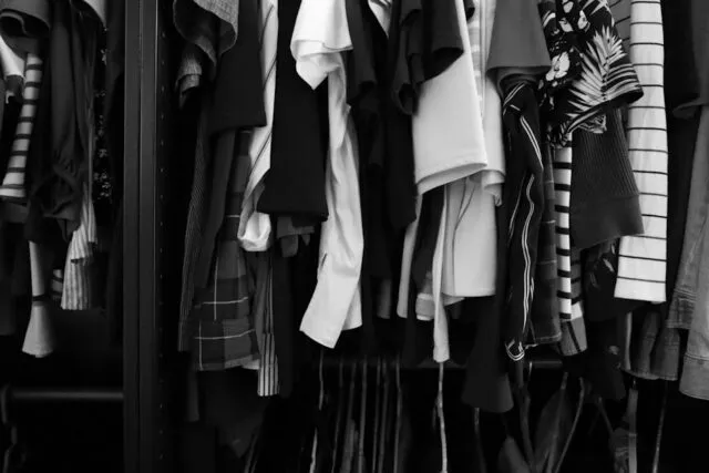 Photo basic wardrobe mistakes
