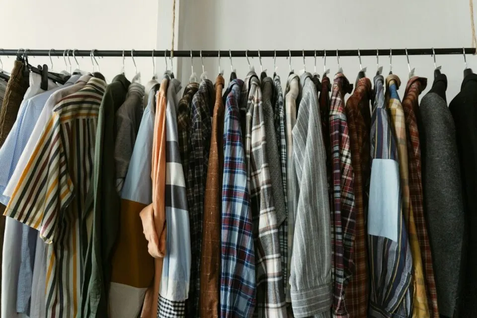 Photo basic wardrobe essentials research-based recommendations
